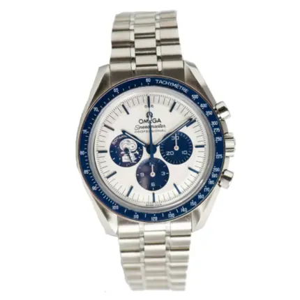 Omega Speedmaster 310.32.42.50.02.001 “Silver Snoopy Award”